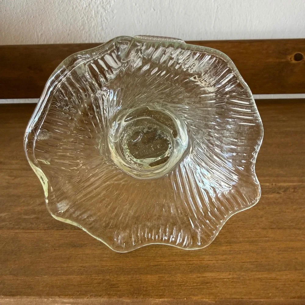 Vintage Hand Blown Art Glass Swan Pedestal Bowl Pale Green Tint Ribbed